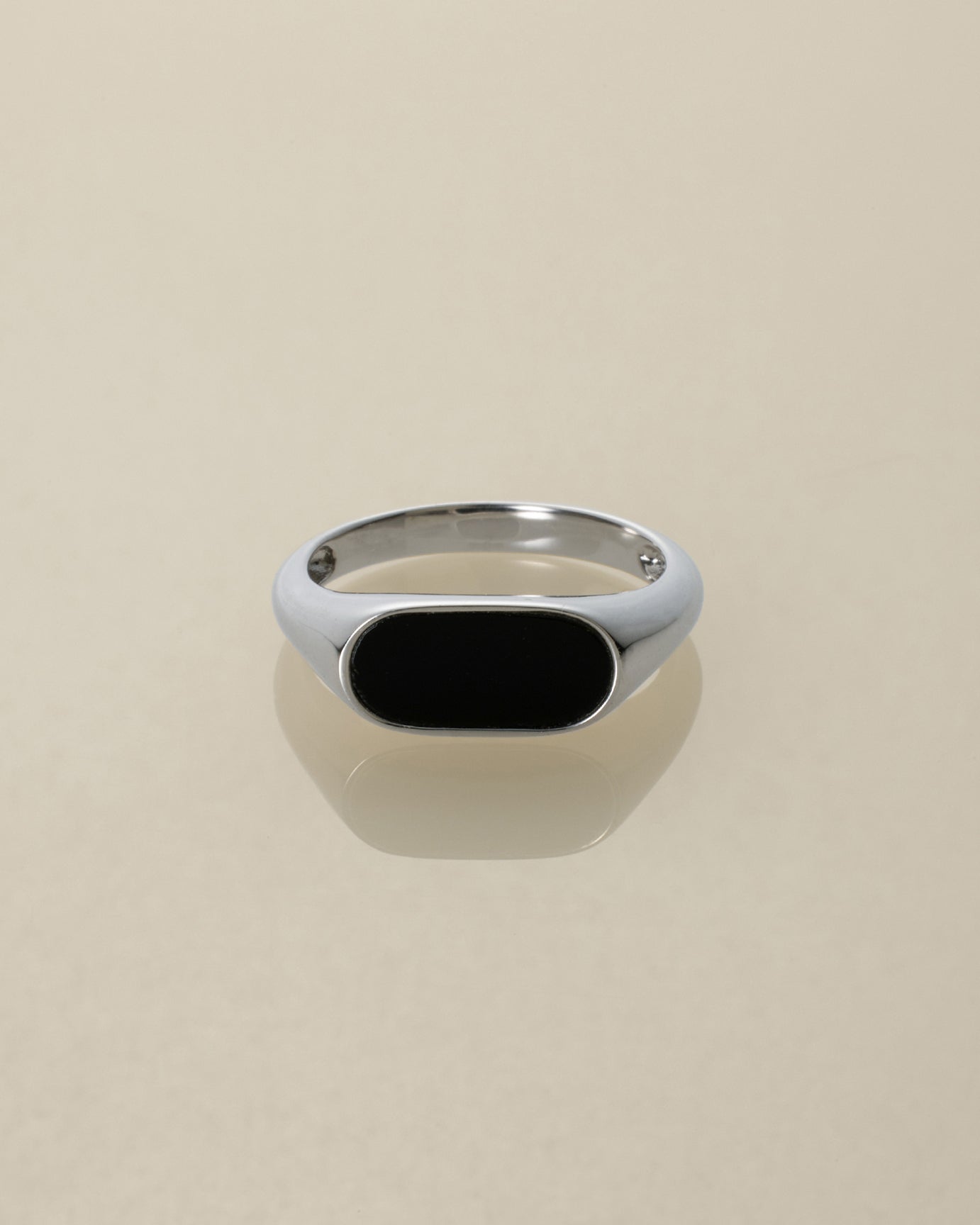 onyx oval signet ring silver<br>オニキスオーバル シグネットリング シルバー