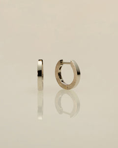 K18 flat hoop pierced earring<br>フラット フープピアス [スモール]