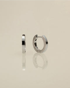 K10 flat hoop pierced earring <br>フラット フープピアス [スモール]